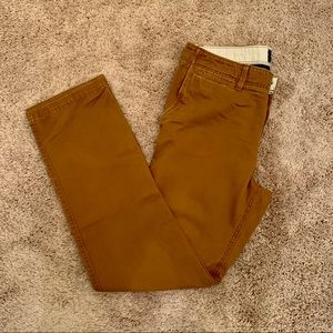 American Eagle Loose Fit Khaki